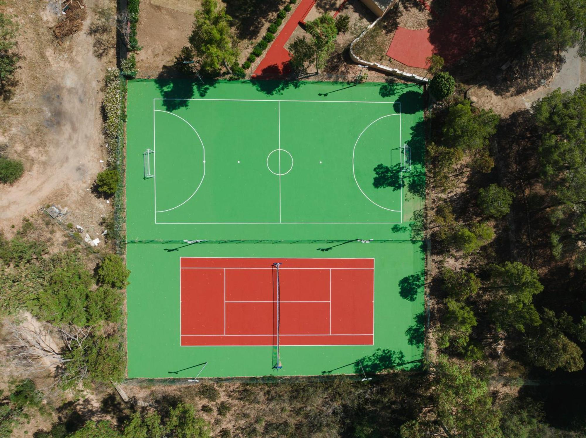 Отель Amareclub Rocca Dorada Санта-Маргерита-ди-Пула Экстерьер фото